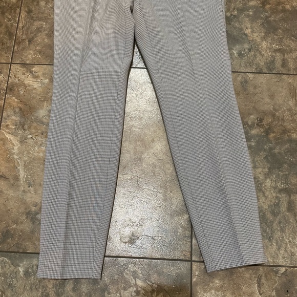 WHBM skinny tapered tiny plaid grey black 0S zip button side closure - Picture 9 of 10